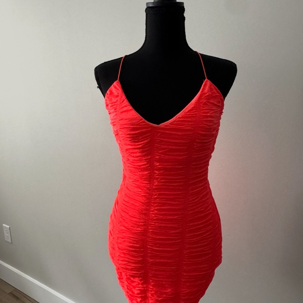 Vibrant Red Ruched Dress  ❤️‍🔥
